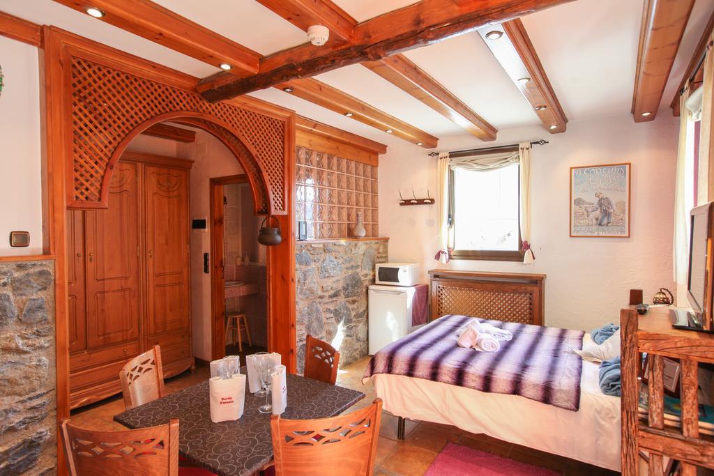 Casa Rural Restaurant Borda Patxeta Канилло Номер фото