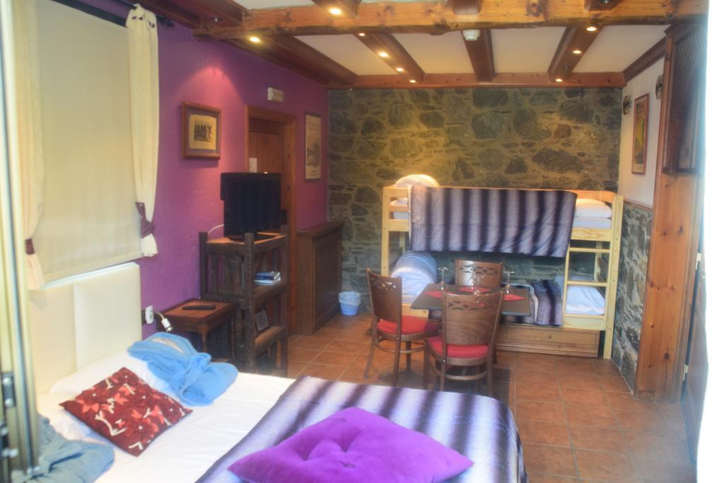 Casa Rural Restaurant Borda Patxeta Канилло Номер фото